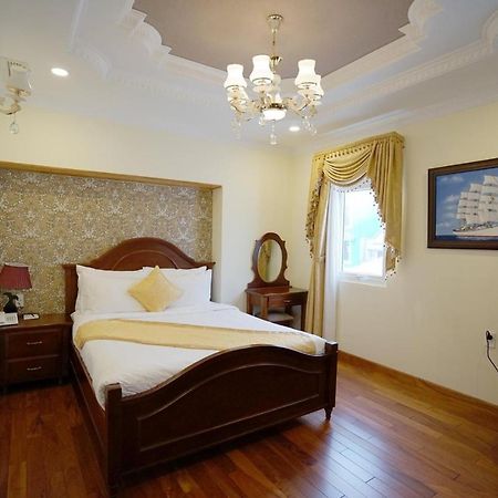 Dream Luxury Hotel Da Lat Exterior photo