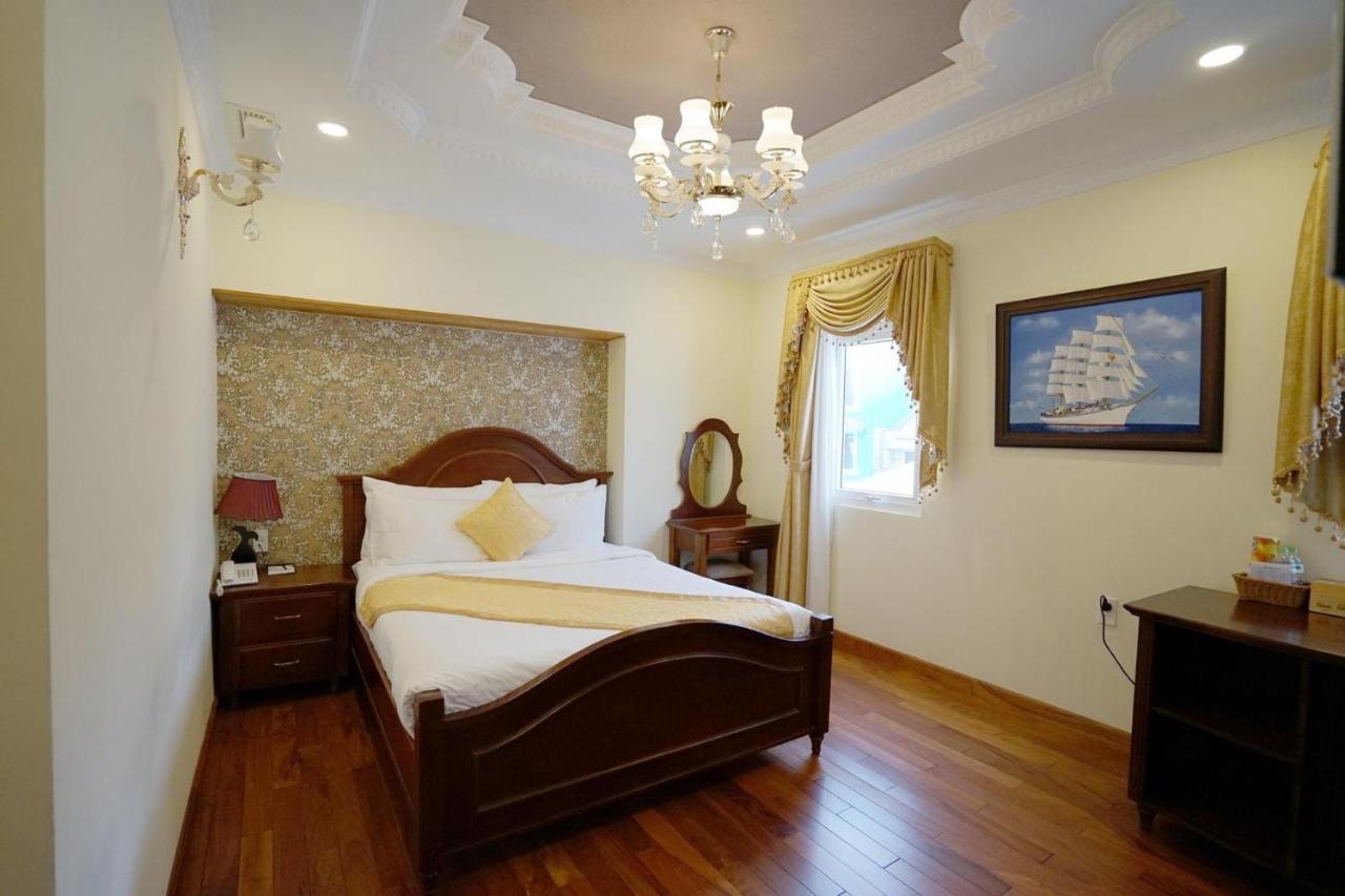 Dream Luxury Hotel Da Lat Exterior photo