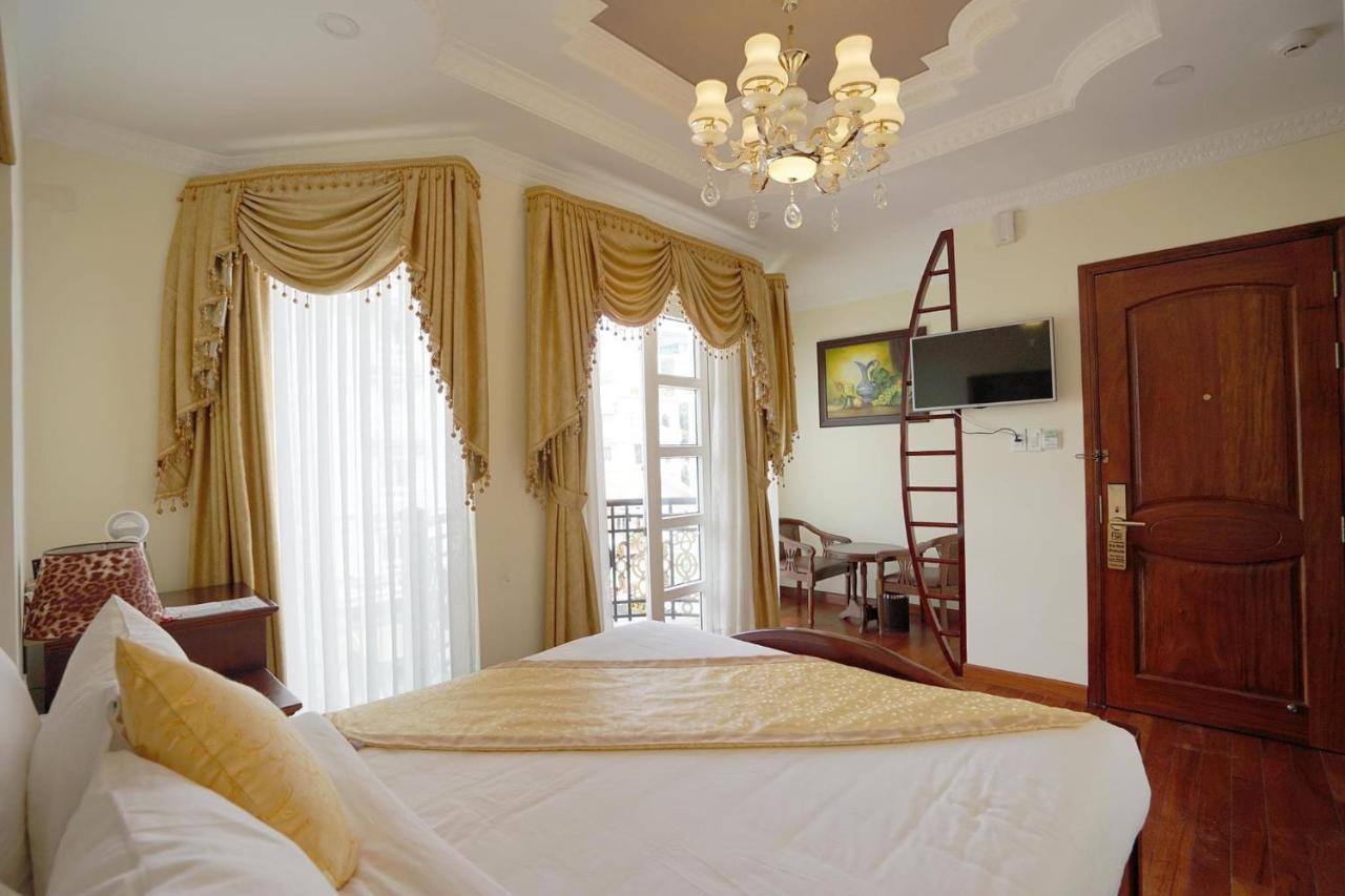 Dream Luxury Hotel Da Lat Exterior photo