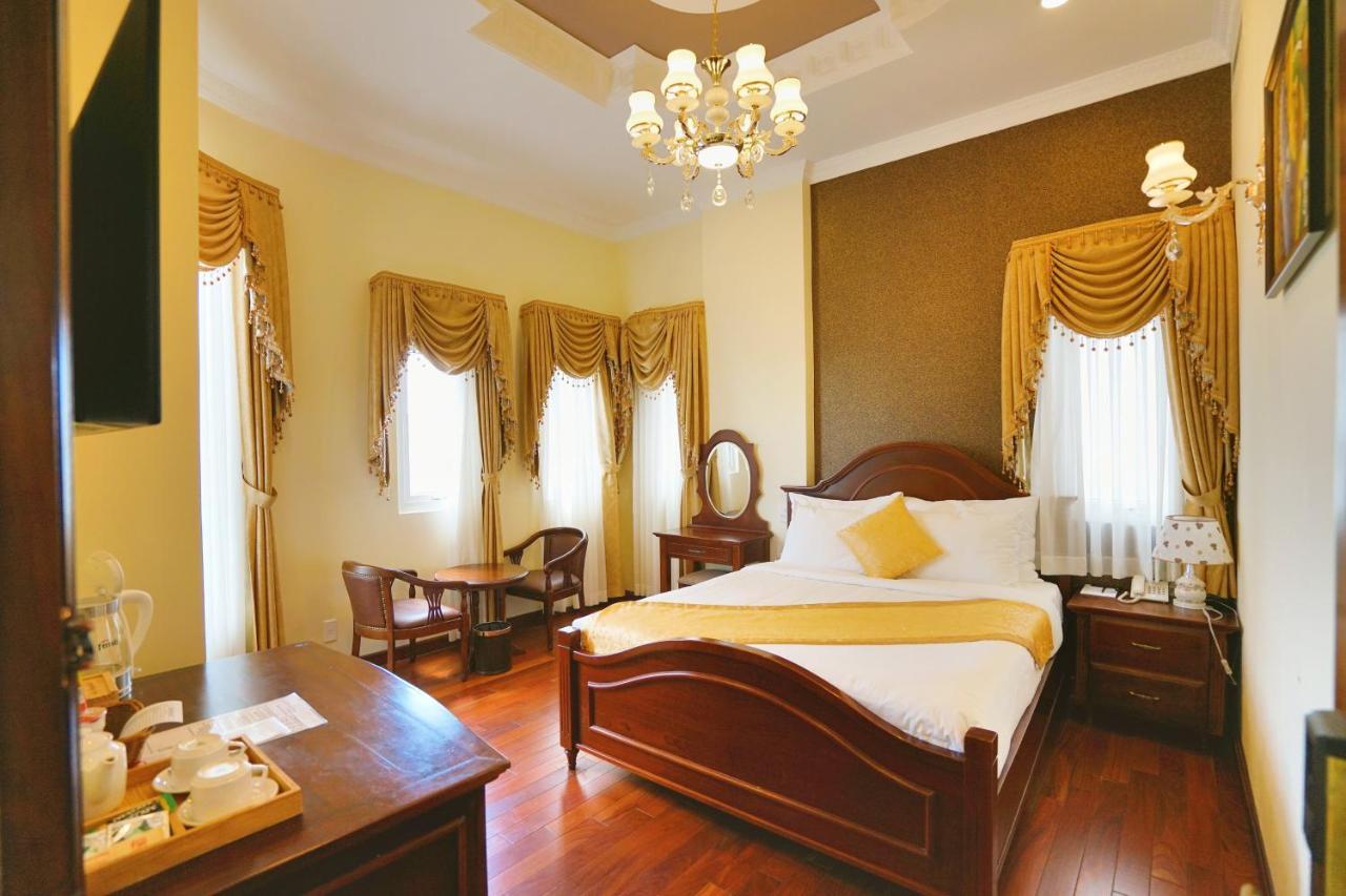 Dream Luxury Hotel Da Lat Exterior photo