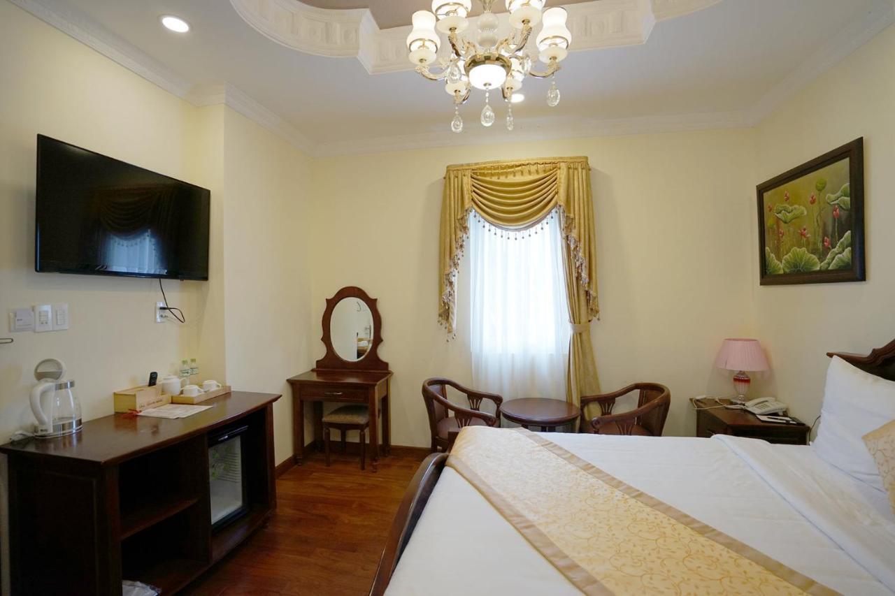 Dream Luxury Hotel Da Lat Exterior photo